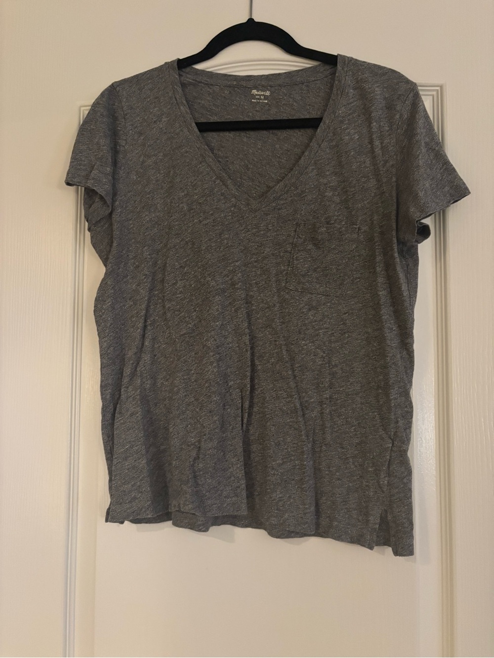 Madewell Gray V-Neck Pocket Tee